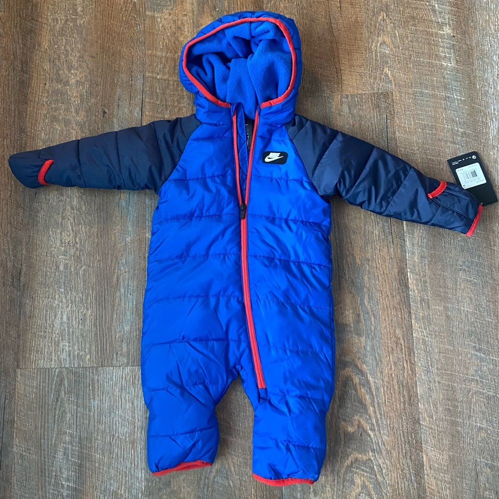 NWT Nike Puffer Snowsuit in Royal Blue, size 9 months